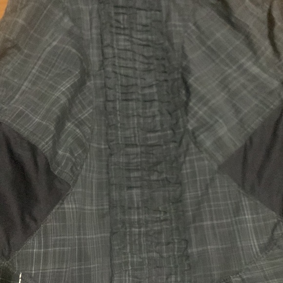 Size four lululemon spring jacket - Picture 5 of 7